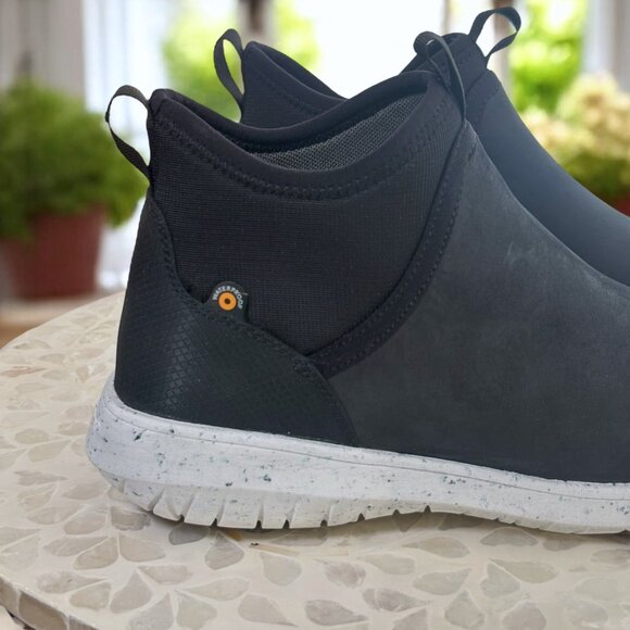 BOGS Juniper Waterproof Leather Chelsea Slip-On Boot Womens 8.5 Black  72692001 - Picture 7 of 13